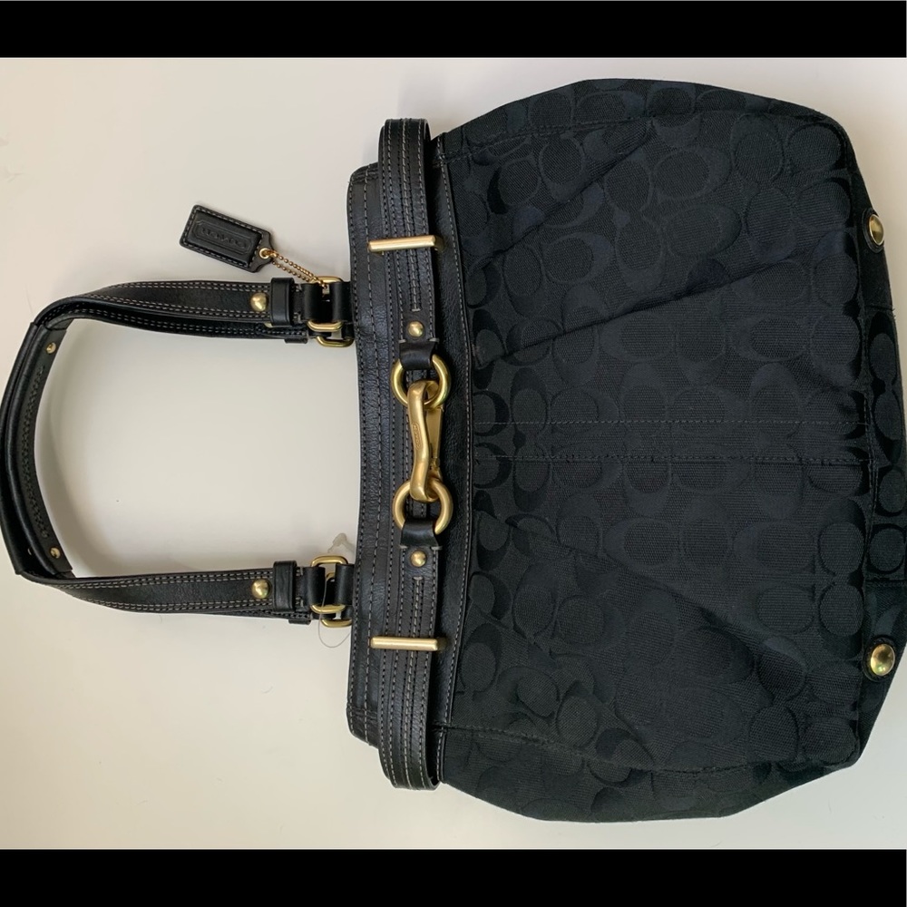 Brand New COACH Signature Hamptons Satchel